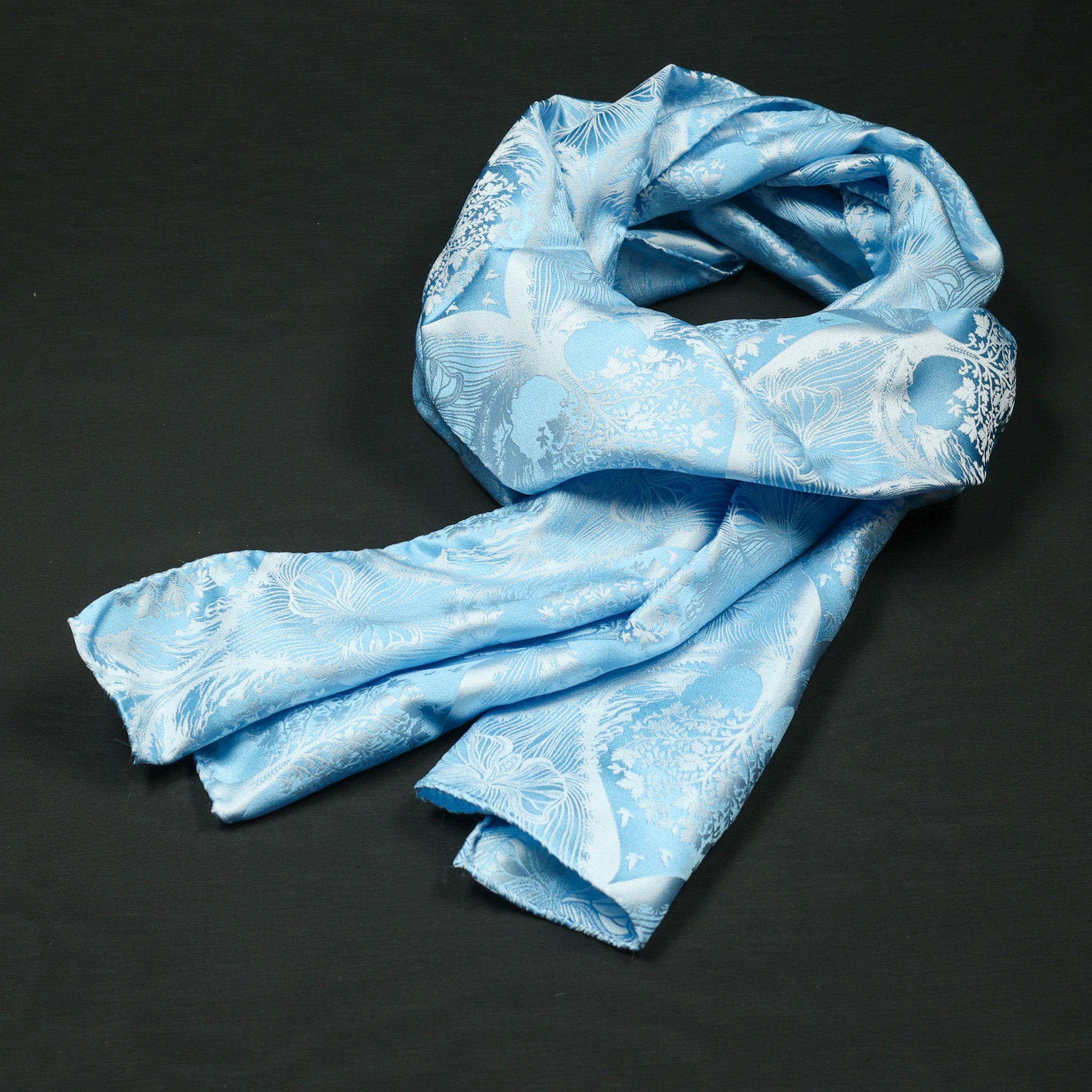 Silk Scarf Jacquard Silhouette Sericulture (Light Blue-Very Light Blue)