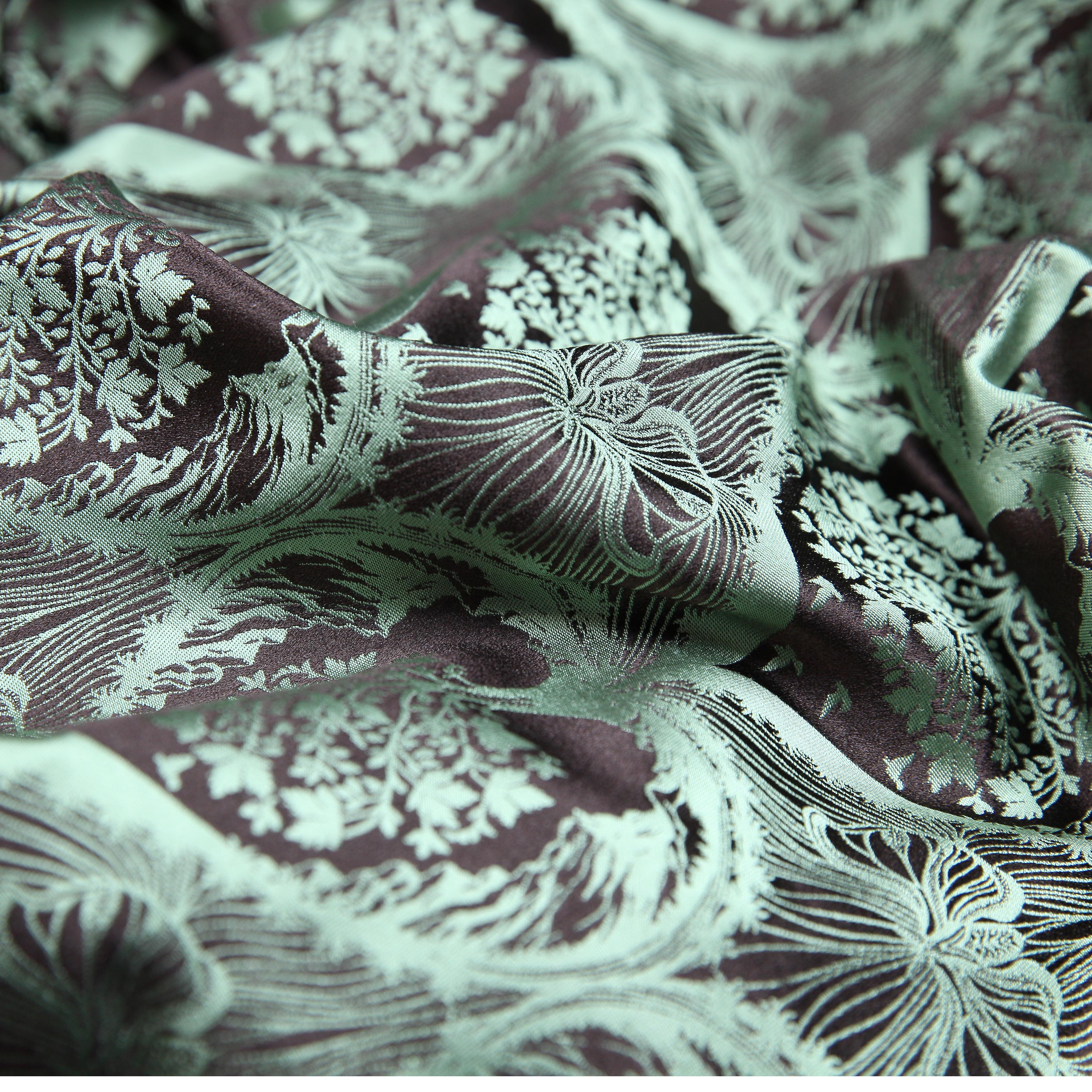 Silk scarf Jacquard Scherenschnitt Sericulture (pistachio dark brown)