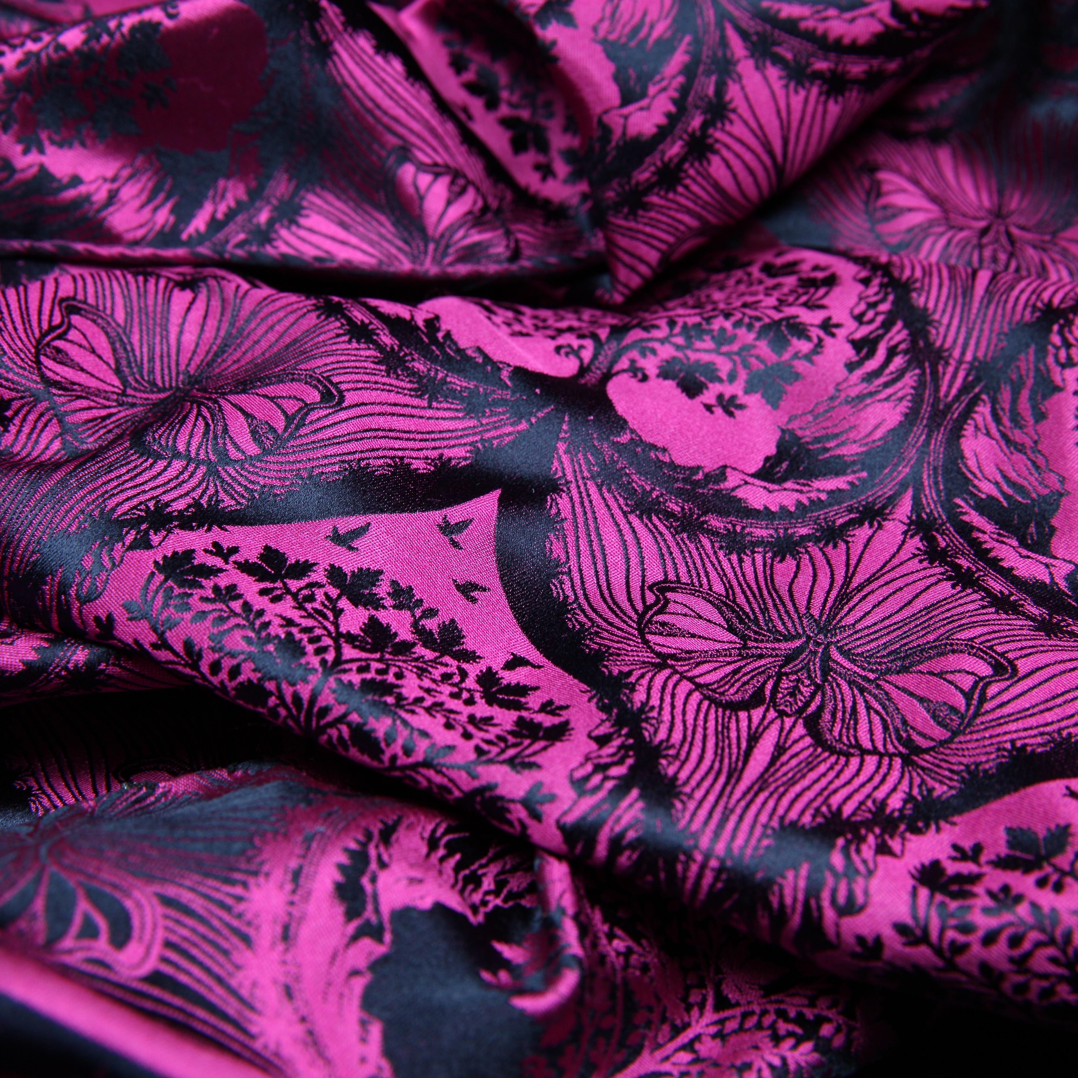 Silk Scarf Jacquard Silhouette Sericulture (Pink-Dark Blue)